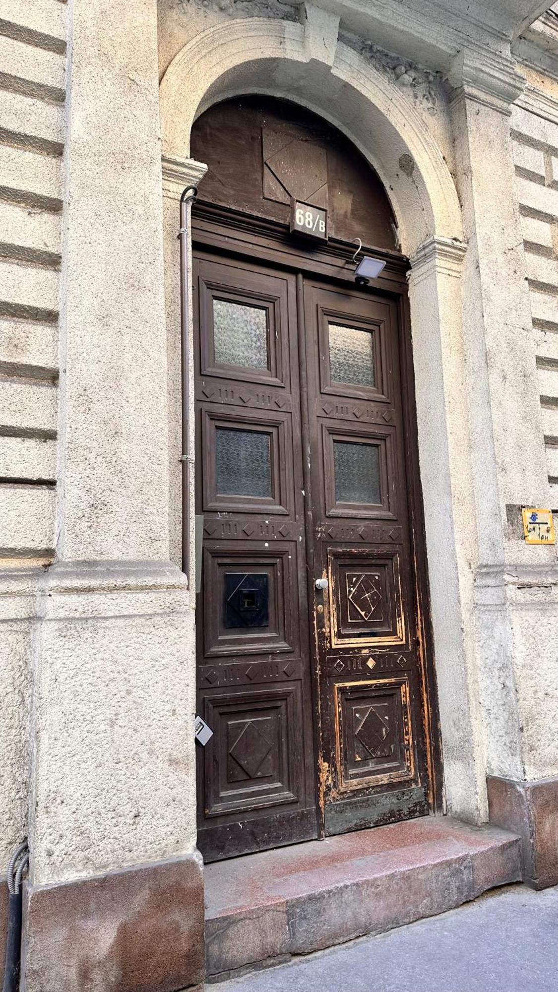 Home, Far Away From Home 2 Budapest Exterior photo